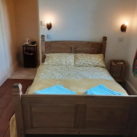 Sharlands Farm Bed And Breakfast Bude Esterno foto